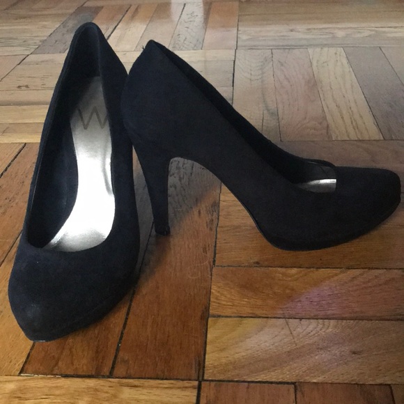 black heels small platform